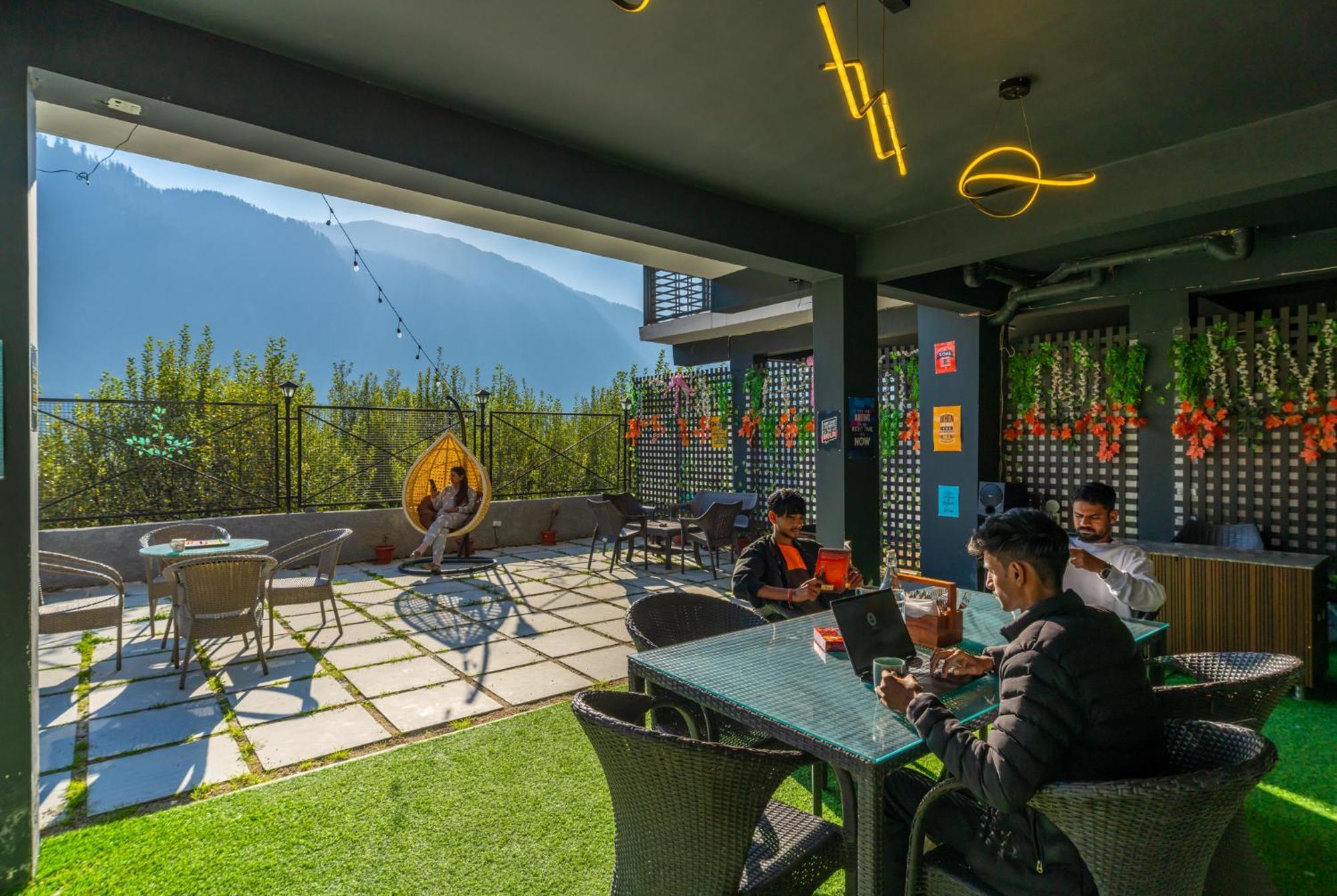The 14 Gables, A Boutique Stay - Pet Friendly Hotel Manāli Eksteriør bilde
